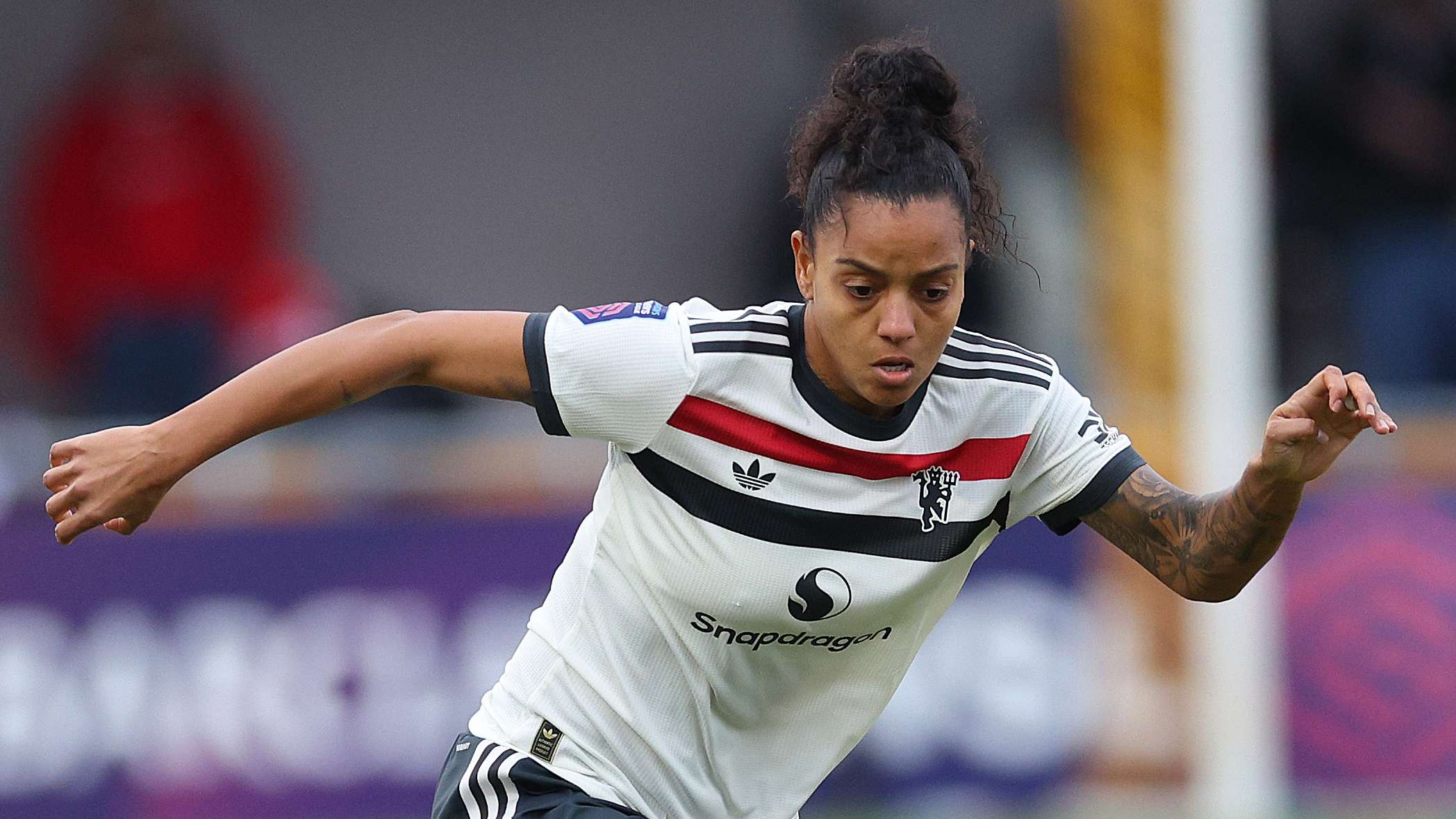 中超第6輪上海申花2-1廣州隊 汪海健貼地斬曹赟定小角度破門.